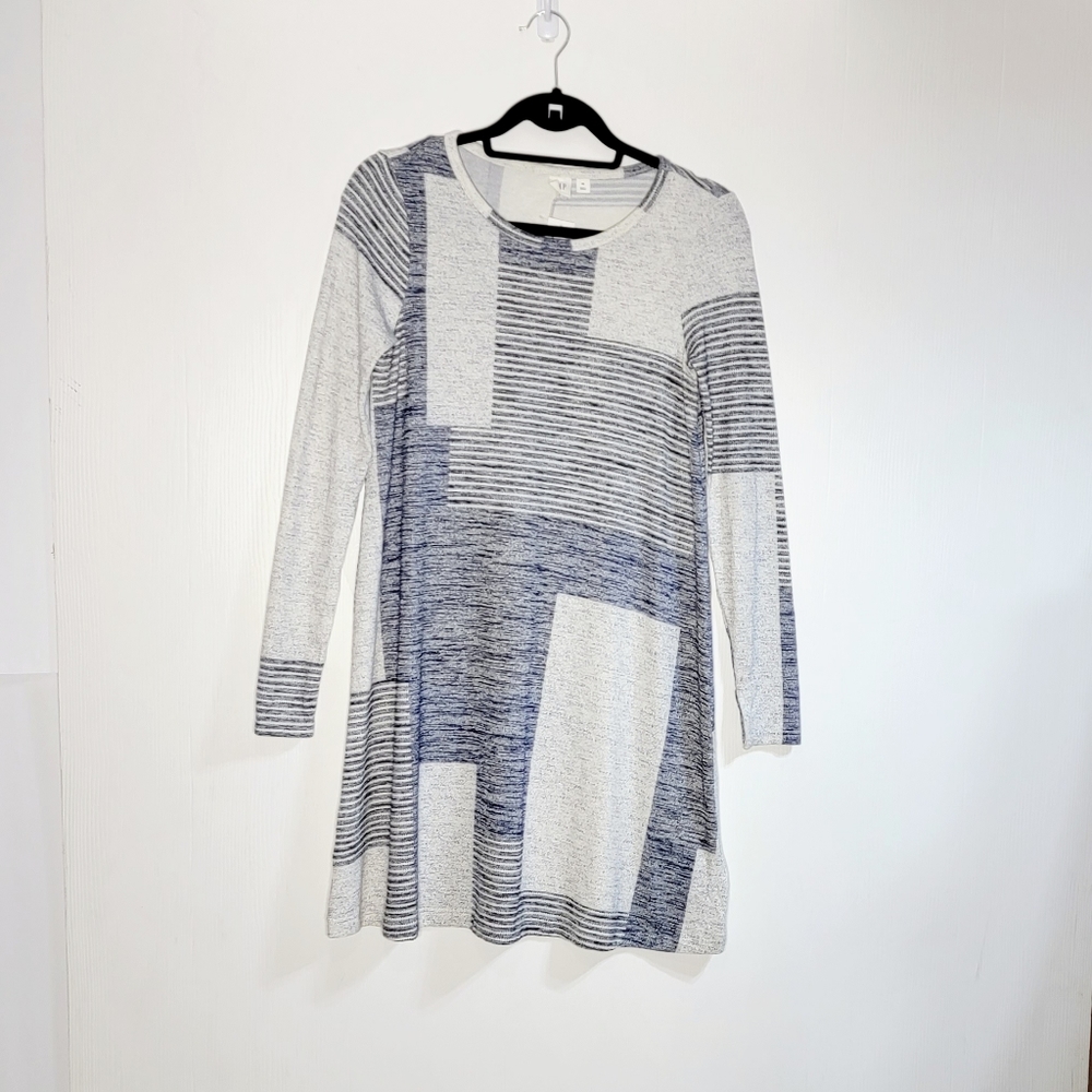 4/$20 NWT GAP Long Sleeve Soft Knit Lightweight Gray and Blue Mini Dress